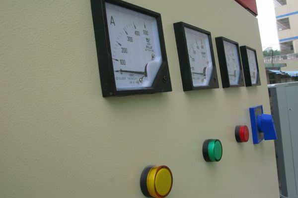 义县配电柜-3683讲讲配电柜注意事项